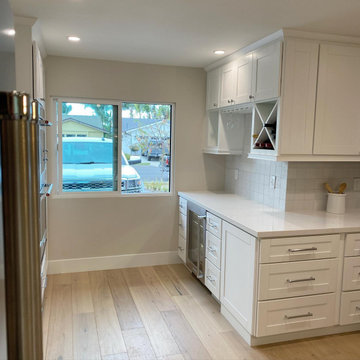 Counterspace Abounds in Seal Beach Kitchen