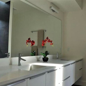Modern Raleigh Staging