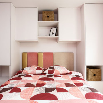 Comment optimiser la surface de rangement dans une petite chambre?