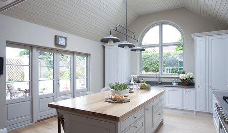10 Beautiful Irish Country Kitchens