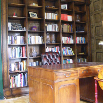 Kris bookcase