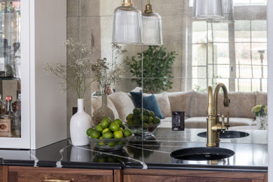 Home bar - french country home bar idea in San Francisco