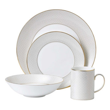 Wedgwood Gio Gold 16Pc China Set, Service for 4