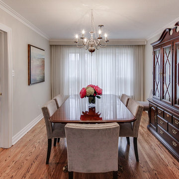 Broadfield Staging