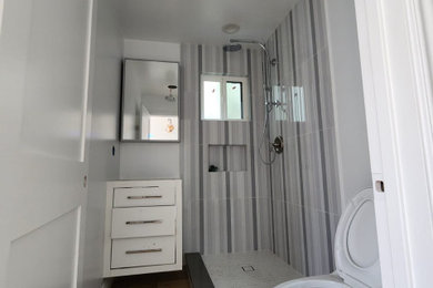 オレンジカウンティにあるトランジショナルスタイルのおしゃれな浴室の写真