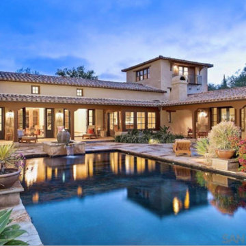 house in the santa luz community