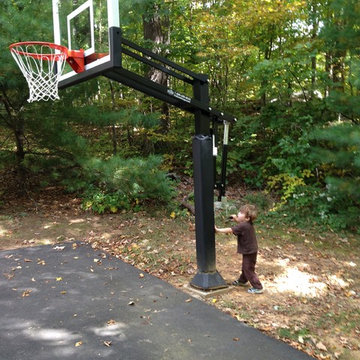 Chris K's Pro Dunk Silver Basketball System on a 20x25 in Marlborough, CT
