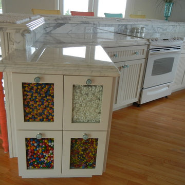Beach House Kitchen Cabinets, Gloucester