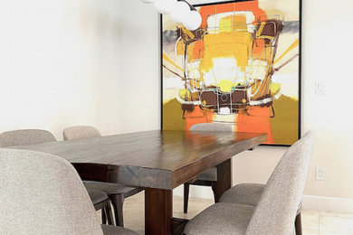 Dining room photo in Miami