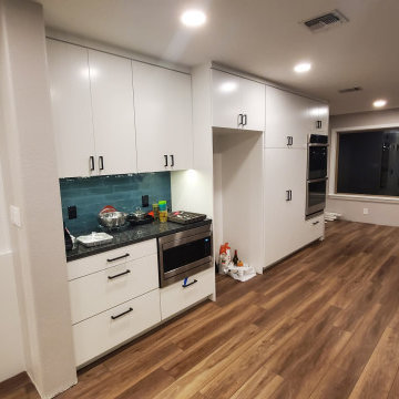 Spicewood European Style Kitchen