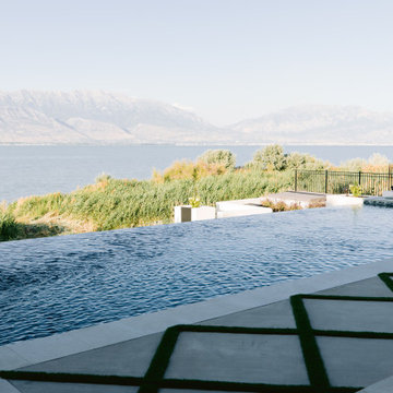 Breathtaking View Infinity Pool in Saratoga Springs