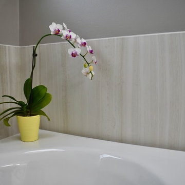 Master Bath - Vinecut Dune