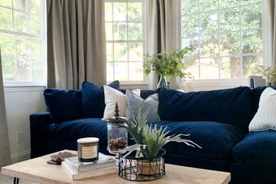 Inspiration for a craftsman family room remodel in Atlanta