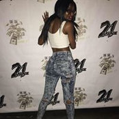 YoursTruly Nasia's photo