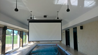 Кинотеатр в бассейне