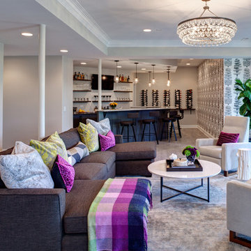 Modern Family / Party Room