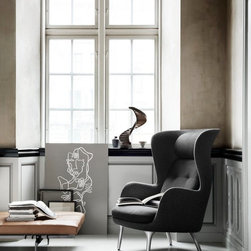 Ro Lounge Chair - Recliner Chairs