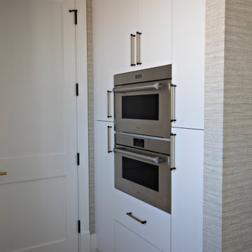 Milano - Olmo Miele-Kitchen + Milano - Bright White Ultra Matte-Butlers Pantry