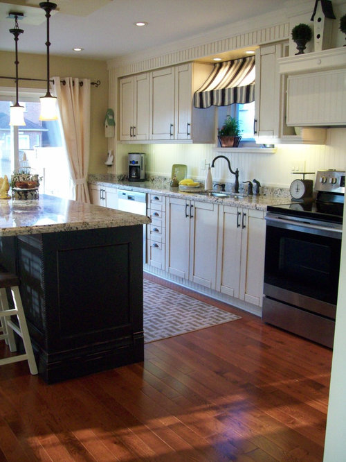 How To Match Wood Cabinets Flooring, Matching Laminate Flooring To Cabinets