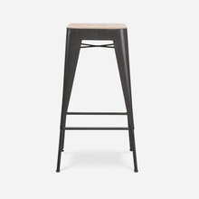 Bar stool