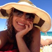 Debora Ribeiro's photo
