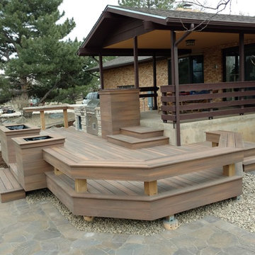 FiberOn Custom Deck w/Built Ins