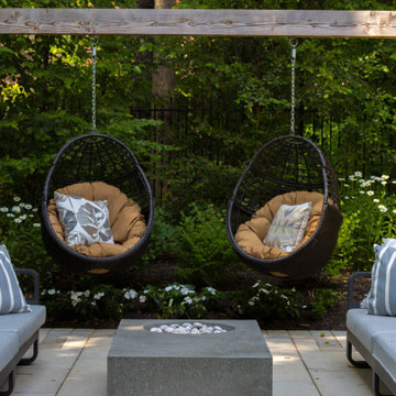 Hoggs Hollow - Ravine Edge Retreat