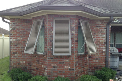 Bay Window Bahama Shutters