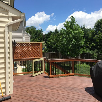 Deck with Wolf Rosewood and Deckorator balusters