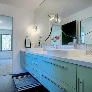 Modern Comtemporary New Home