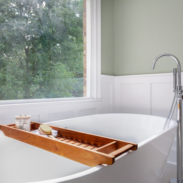 Free standing tub filler