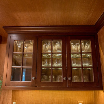 Spruce Point: Pool Room & Bar