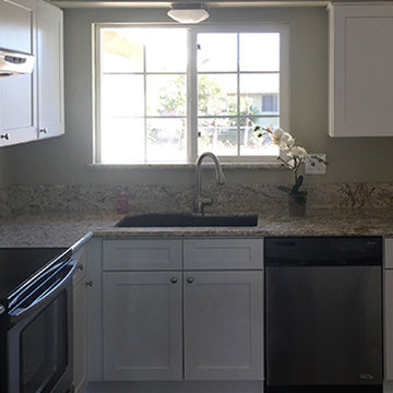 Coastal Shaker White