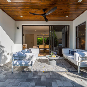 Casa Zenhaven: Modern Luxury Retreat