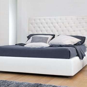 Buttondream Bed by Bonaldo