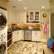 apartment /guest suite above garage