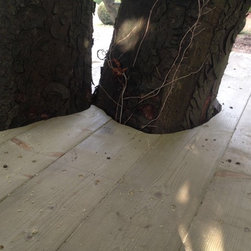 Kids garden/back-yard Playground deck wrapping trees - Garden Playhouses