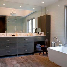 boys bathroom