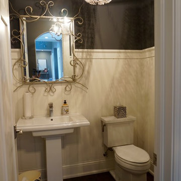 {Z} Family Home, Guest Bath