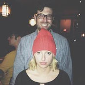 Allie Ofisher's photo