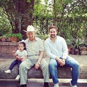 Carlos Chavarria's photo