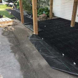 Silca System Patio and Elevated Deck - Landscaping Stones And Pavers
