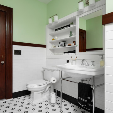 Reinhardt Vintage Bathroom