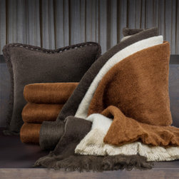 Throws - Home Decor