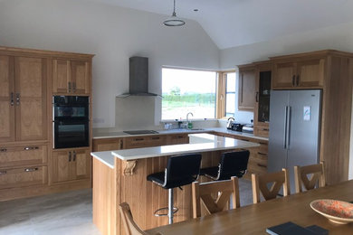 warm elegant custom made in-frame oak kitchen