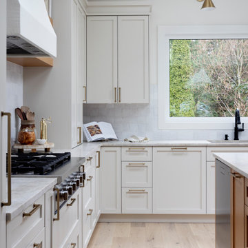 North Vancouver addition and kitchen renovation