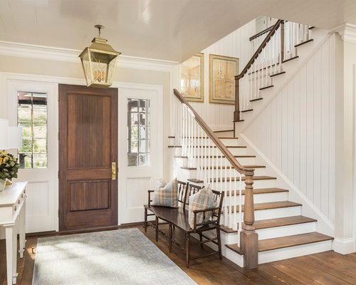 Best Farmhouse Entryway Design Ideas & Remodel Pictures | Houzz