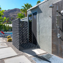 Casa L Ray Outdoor Shower