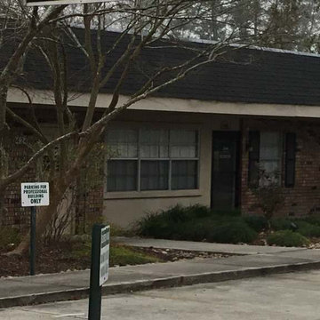 Commercial Office Exterior Pressure Wash and Paint