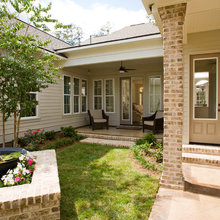 Jens Courtyard